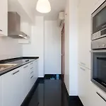 Feels Like Home Expo Cozy Apartment